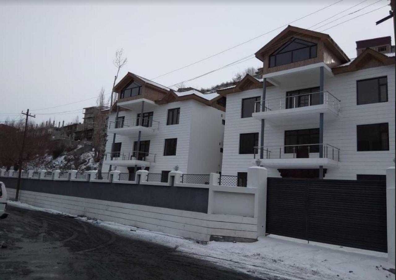 Hotel Kargil Heights Exterior photo