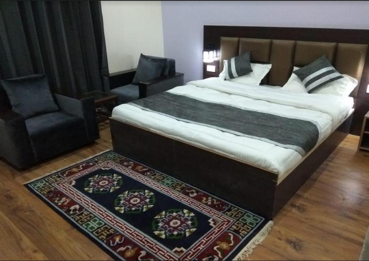 Hotel Kargil Heights Exterior photo