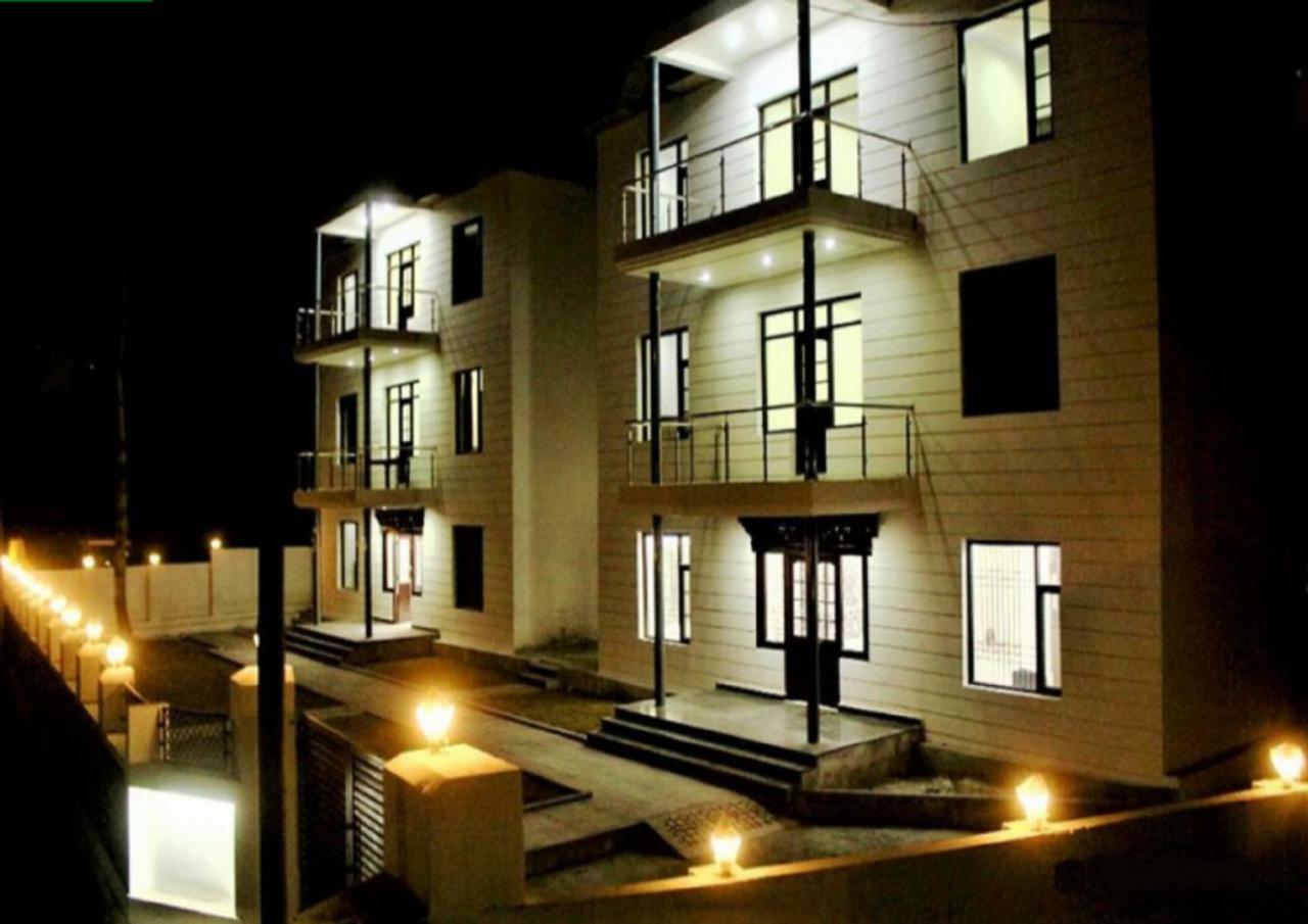 Hotel Kargil Heights Exterior photo