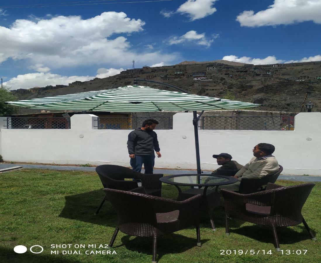 Hotel Kargil Heights Exterior photo