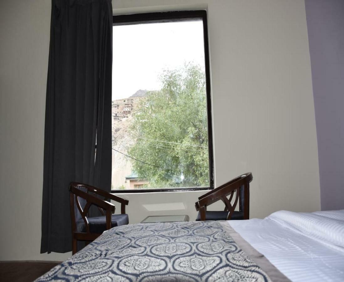 Hotel Kargil Heights Exterior photo